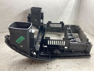 bontott OPEL ZAFIRA B Középkonzol Keret