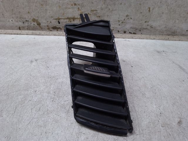 bontott OPEL ZAFIRA B Középső Bal Szellőző