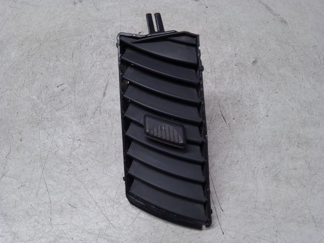 bontott OPEL ZAFIRA B Középső Bal Szellőző