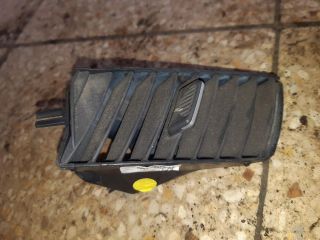 bontott OPEL ZAFIRA B Középső Jobb Szellőző