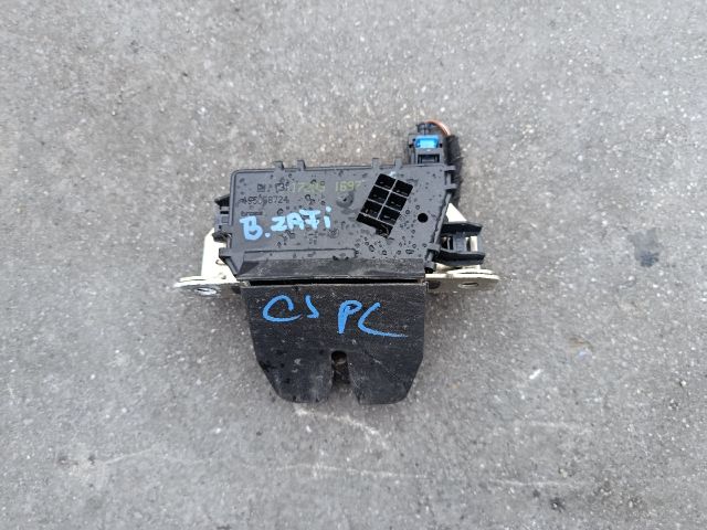 bontott OPEL ZAFIRA B Központizár Motor Csomagtérajtó