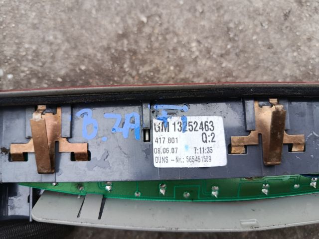 bontott OPEL ZAFIRA B Pótféklámpa