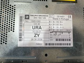 bontott OPEL ZAFIRA B Rádió / CD