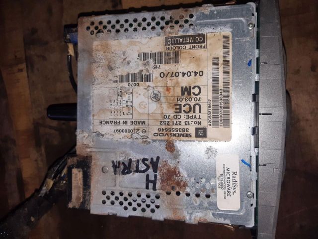 bontott OPEL ZAFIRA B Rádió / CD