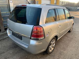 bontott OPEL ZAFIRA B Tankajtó