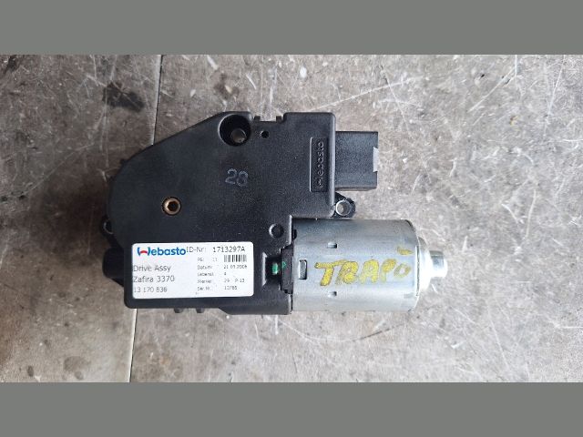 bontott OPEL ZAFIRA B Tetőablak Motor