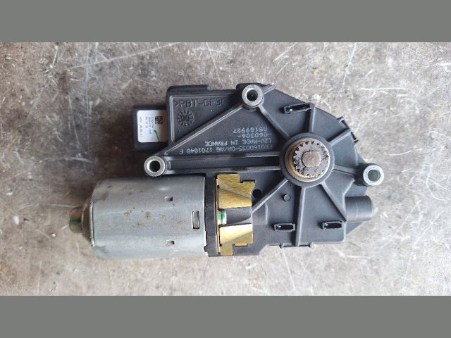 bontott OPEL ZAFIRA B Tetőablak Motor