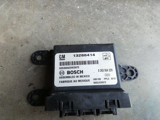 bontott OPEL ZAFIRA B Tolatóradar Elektronika