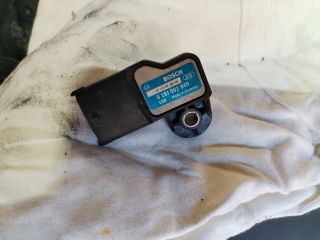 bontott OPEL ZAFIRA B Töltőnyomás Érzékelő