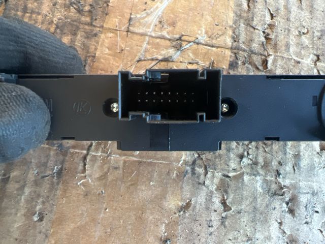 bontott OPEL ZAFIRA B Ülésfűtés Kapcsoló Pár