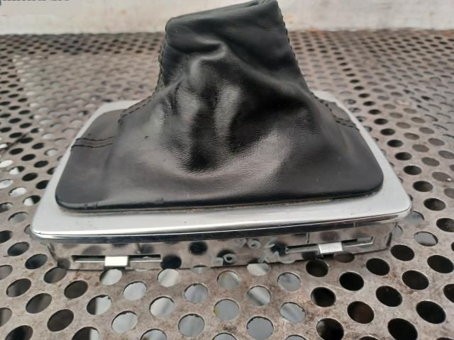 bontott OPEL ZAFIRA B Váltószoknya