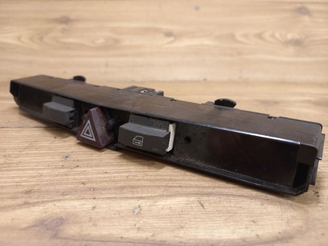 bontott OPEL ZAFIRA B Vészvillogó Kapcsoló