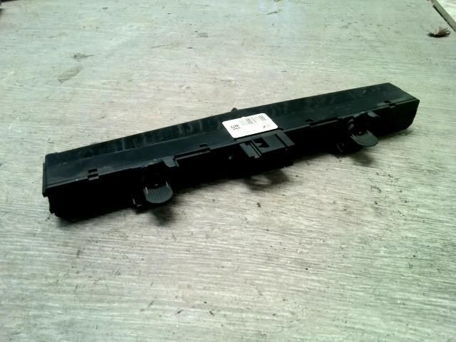 bontott OPEL ZAFIRA B Vészvillogó Kapcsoló