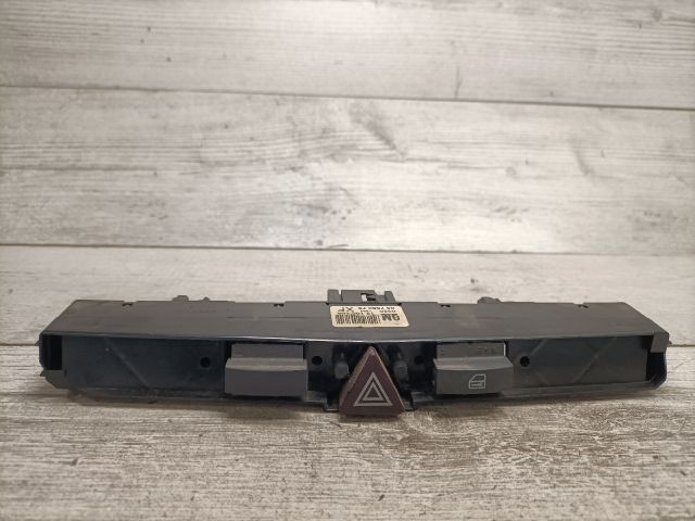 bontott OPEL ZAFIRA B Vészvillogó Kapcsoló