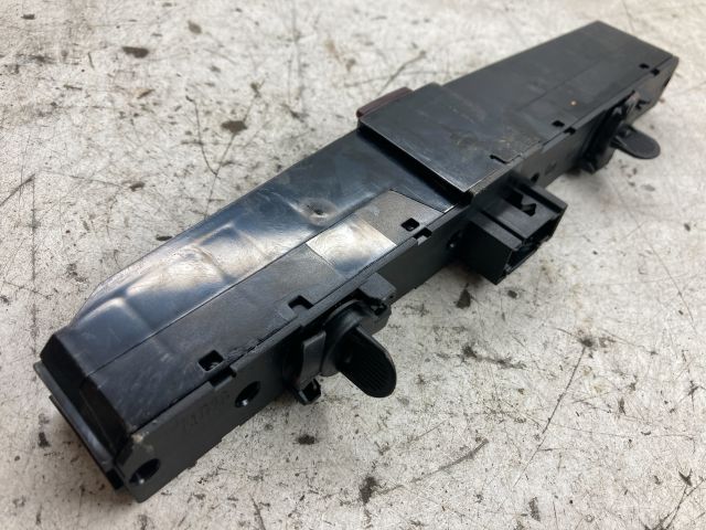 bontott OPEL ZAFIRA B Vészvillogó Kapcsoló