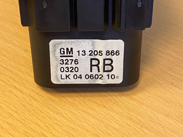 bontott OPEL ZAFIRA B Világítás Kapcsoló