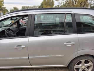 bontott OPEL ZAFIRA B Vonóhorog