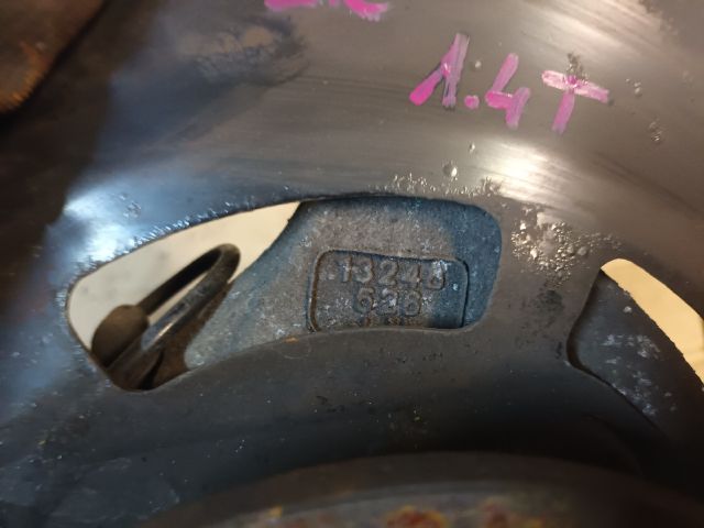 bontott OPEL ZAFIRA C Bal első Csonkállvány Kerékaggyal