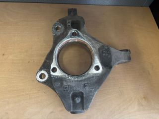 bontott OPEL ZAFIRA C Bal első Csonkállvány