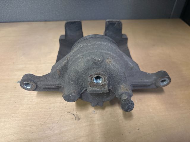 bontott OPEL ZAFIRA C Bal első Féknyereg Munkahengerrel