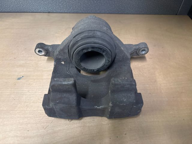 bontott OPEL ZAFIRA C Bal első Féknyereg Munkahengerrel