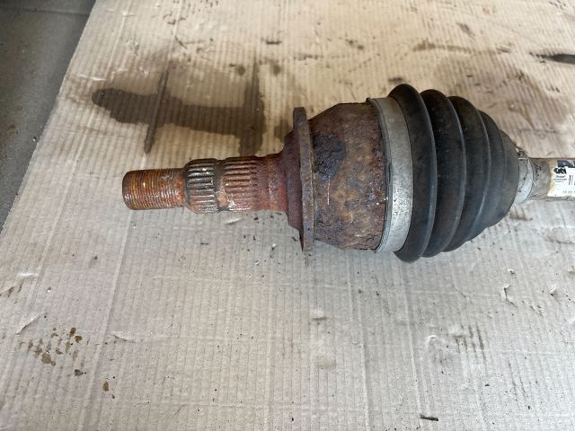 bontott OPEL ZAFIRA C Bal Féltengely