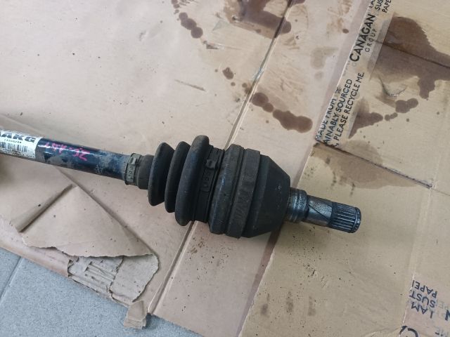 bontott OPEL ZAFIRA C Bal Féltengely