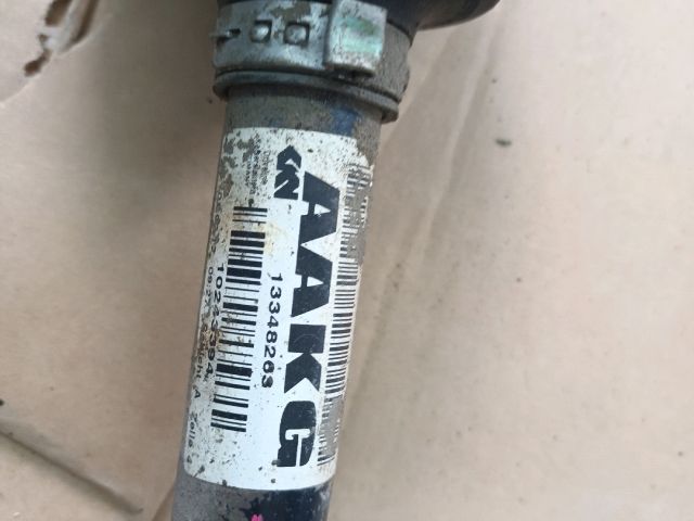 bontott OPEL ZAFIRA C Bal Féltengely