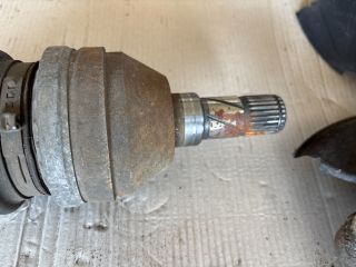 bontott OPEL ZAFIRA C Bal Féltengely