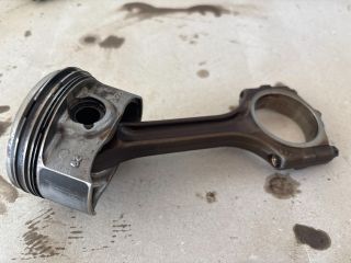 bontott OPEL ZAFIRA C Dugattyú és Hajtókar