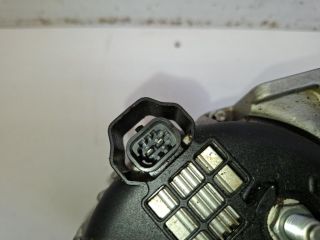 bontott OPEL ZAFIRA C Generátor