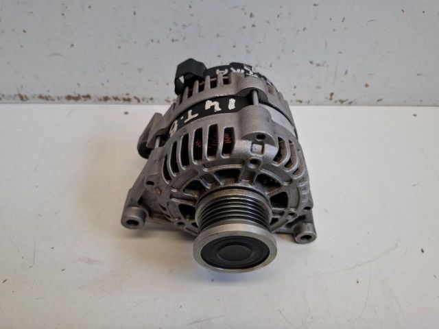 bontott OPEL ZAFIRA C Generátor