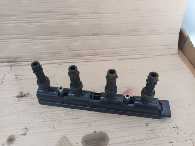 bontott OPEL ZAFIRA C Gyújtótrafó