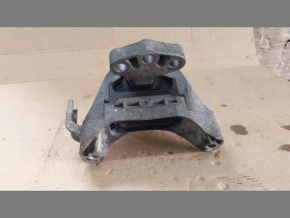 bontott OPEL ZAFIRA C Motor Tartó Bak Jobb