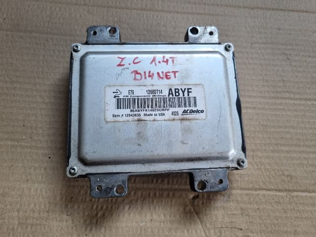 bontott OPEL ZAFIRA C Motorvezérlő