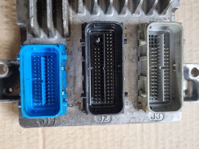 bontott OPEL ZAFIRA C Motorvezérlő