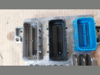 bontott OPEL ZAFIRA C Motorvezérlő