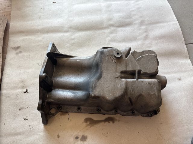 bontott OPEL ZAFIRA C Olajteknő