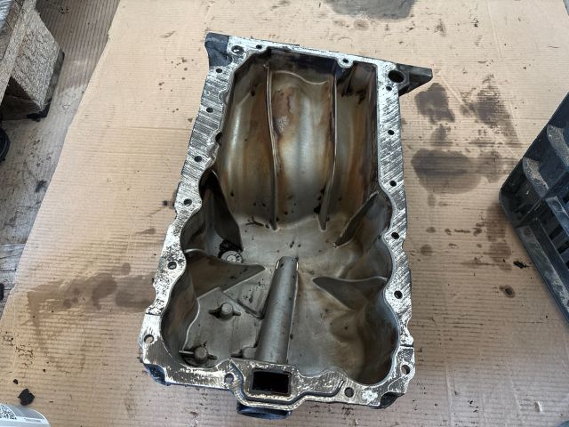 bontott OPEL ZAFIRA C Olajteknő