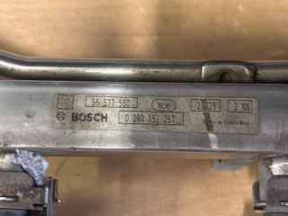 bontott OPEL ZAFIRA C Porlasztó Sor / Híd