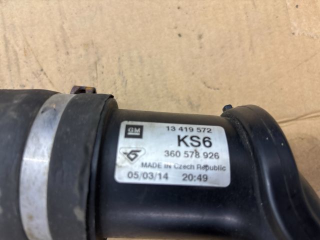 bontott OPEL ZAFIRA C Turbócső