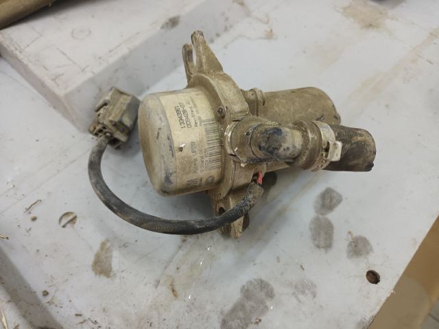 bontott OPEL ZAFIRA C Vákumpumpa