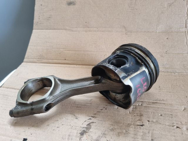 bontott OPEL ZAFIRA C Dugattyú és Hajtókar