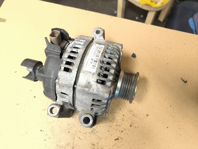 bontott OPEL ZAFIRA C Generátor