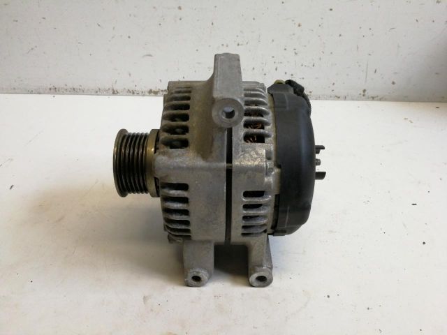 bontott OPEL ZAFIRA C Generátor