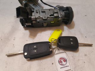 bontott OPEL ZAFIRA C Gyújtáskapcsoló Házzal