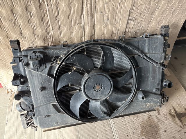 bontott OPEL ZAFIRA C Hűtő Ventilátor(ok), Radiátor(ok) Szett