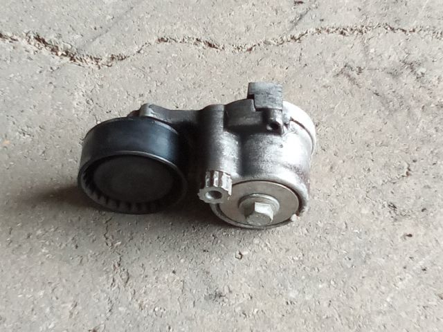 bontott OPEL ZAFIRA C Szíjfeszítő Görgő