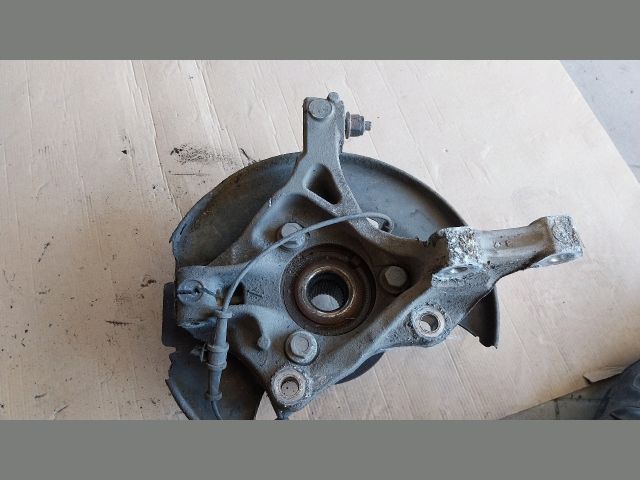 bontott OPEL ZAFIRA C Bal első Csonkállvány Kerékaggyal