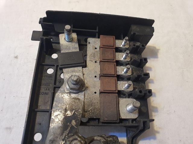 bontott OPEL ZAFIRA C Biztosítéktábla Motortér